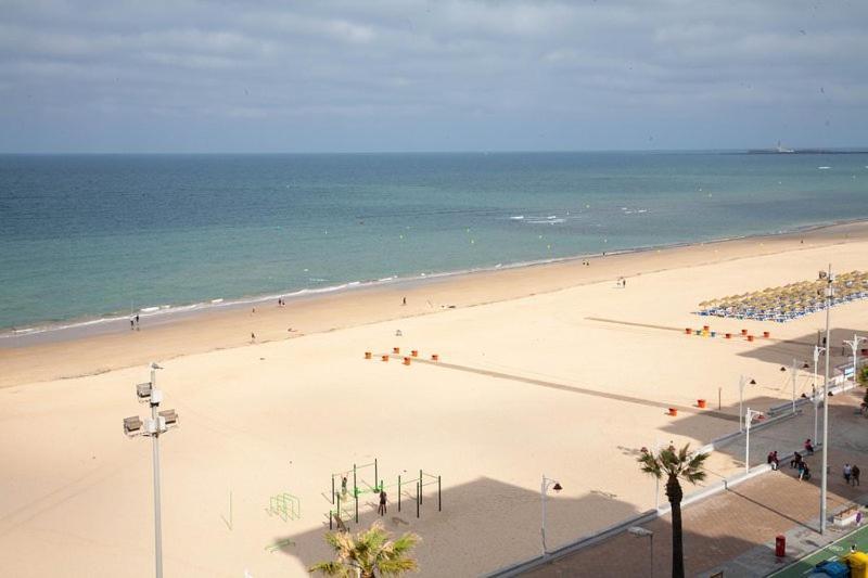 Azul Maritimo Apartment Кадис Екстериор снимка